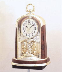 Woodgrain Spiral Rythm Motion Clock
